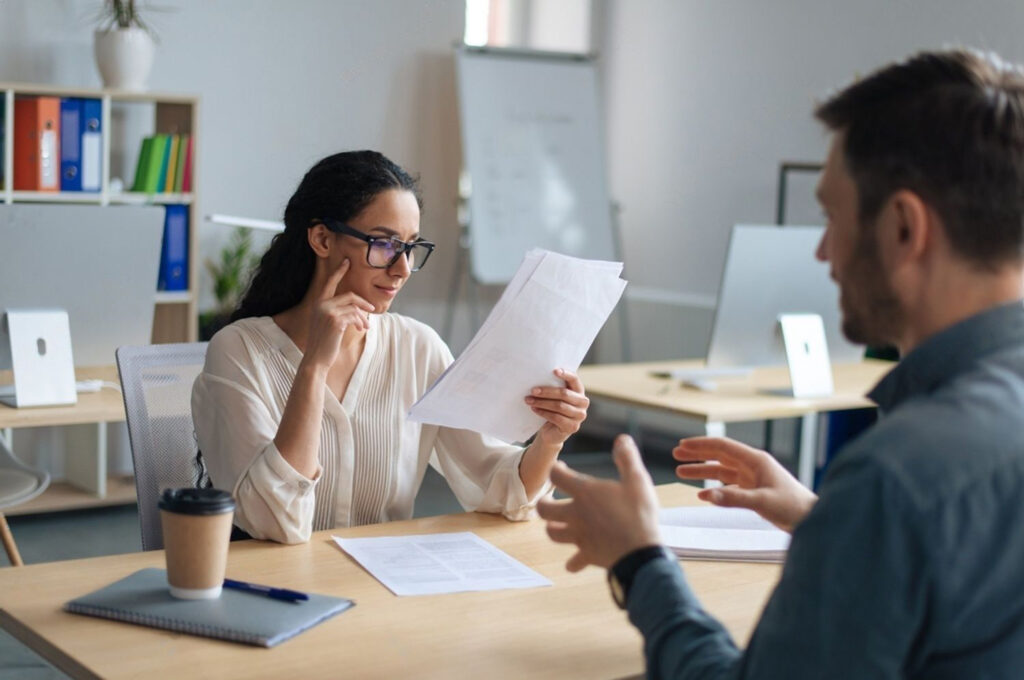 Male Candidate Presenting In The Interview